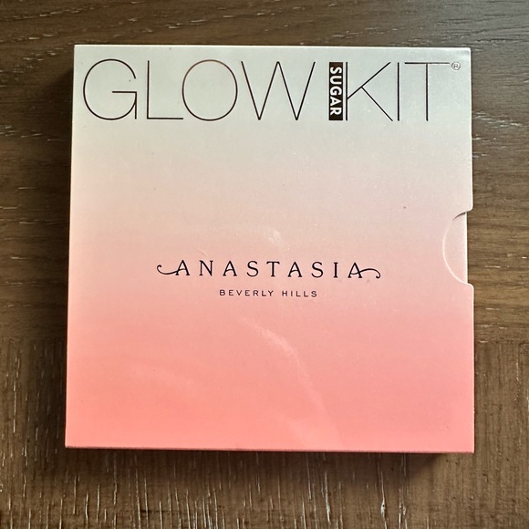 Anastasia Beverly Hills Other - Glow Kit Sugar by Anastasia Beverly Hills